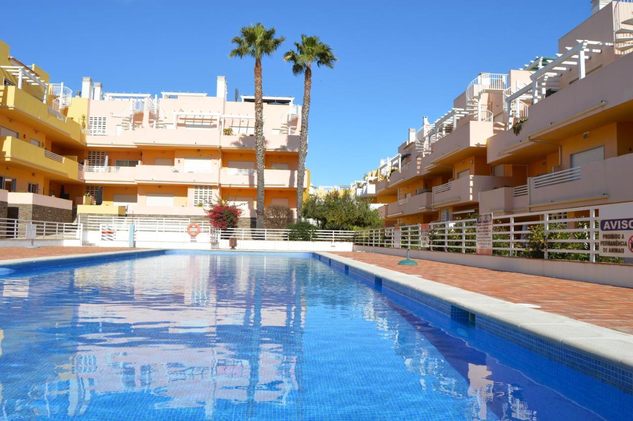 Apartamentos Cabanas Golf Tavira Exteriör bild