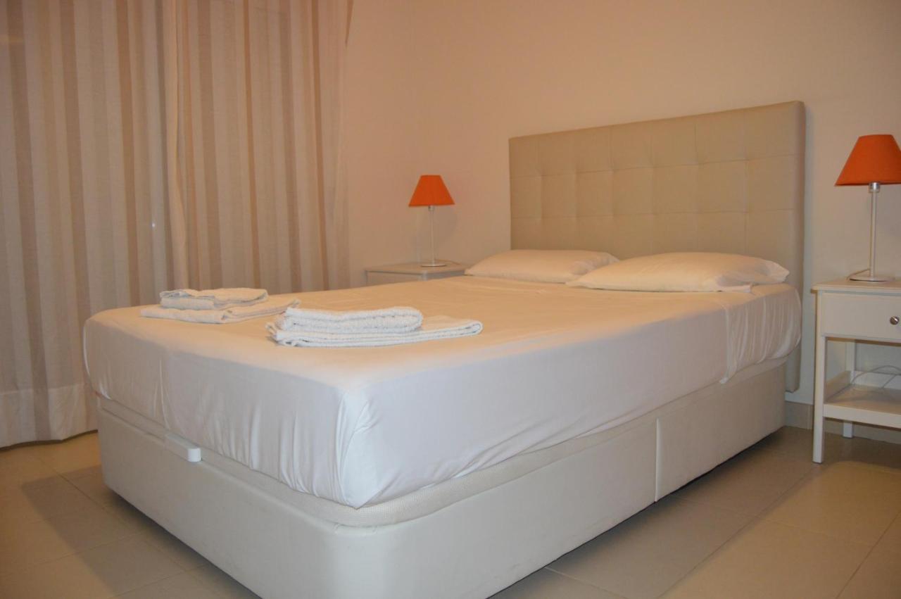 Apartamentos Cabanas Golf Tavira Exteriör bild